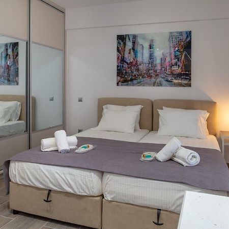 Apartmán Gazi Square Luxury Studio Atény Exteriér fotografie